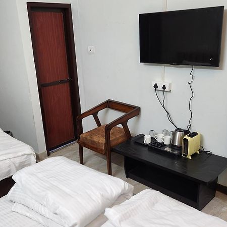 Nandi Retreat Homestay Varanasi Exterior foto