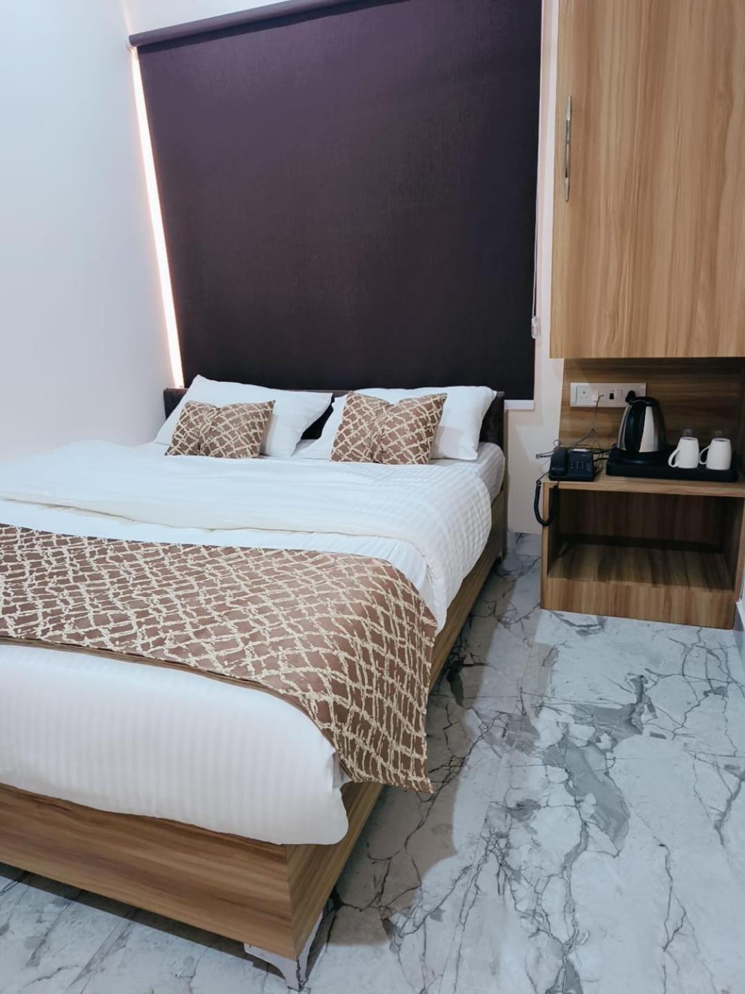 Nandi Retreat Homestay Varanasi Exterior foto