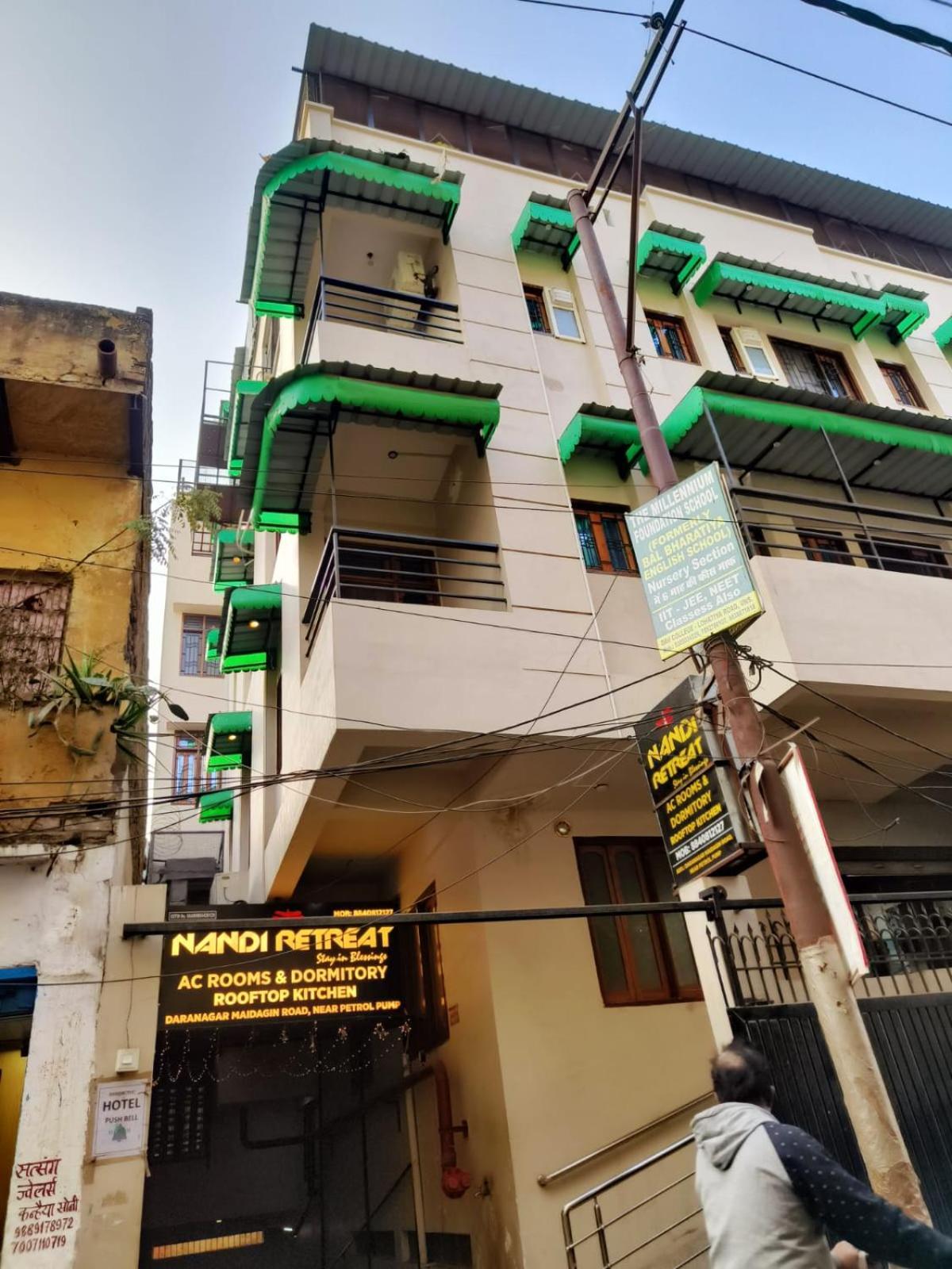 Nandi Retreat Homestay Varanasi Exterior foto