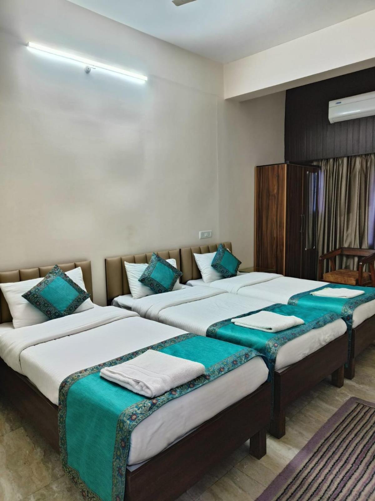 Nandi Retreat Homestay Varanasi Exterior foto